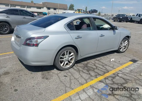 2014 Nissan Maxima 3.5 S from USA, damaged, VIN 1N4AA5AP2EC440131